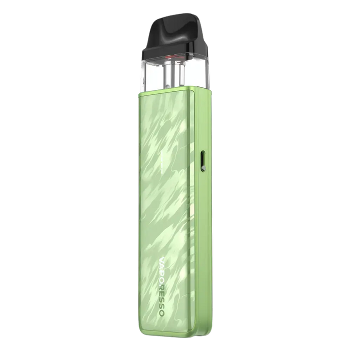 Vaporesso XROS 5 Mini Pod Kit in Flowing Green – ultra-compact vape device with sleek design, reliable performance, and smooth draw activation.